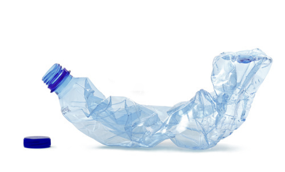 Come Buttare Le Bottiglie Di Plastica Pianeta Delle Idee